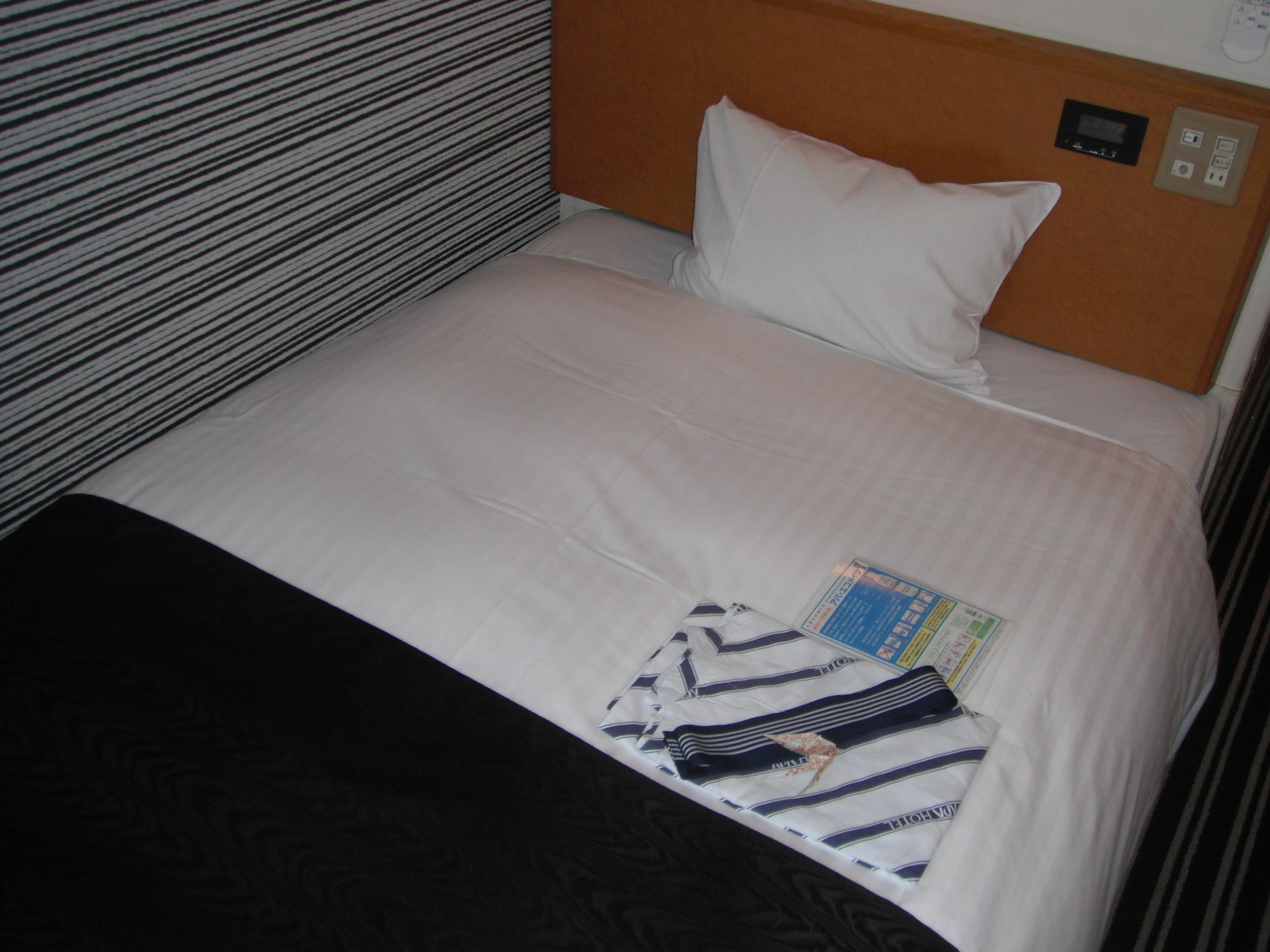 Apa Hotel Tokushima Ekimae Zewnętrze zdjęcie