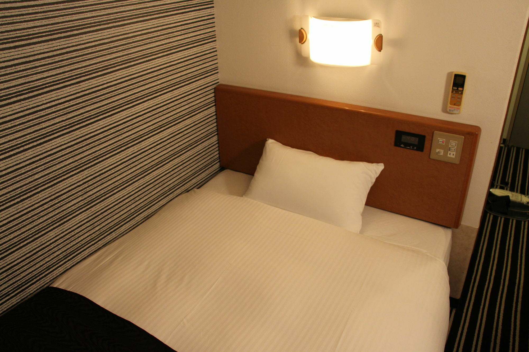 Apa Hotel Tokushima Ekimae Zewnętrze zdjęcie